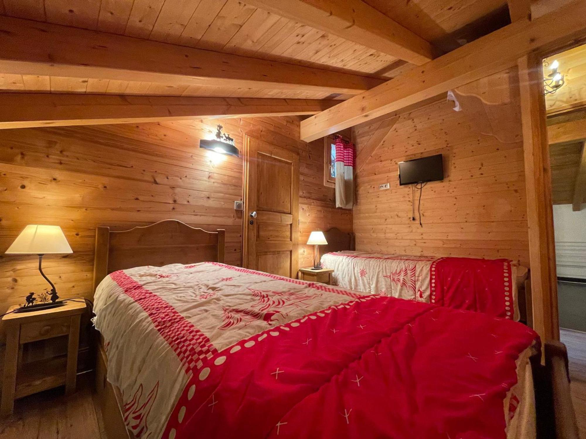 Chalet Savoyard Avec Jardin, Poele A Bois Et Wifi - Fr-1-624-11 Verchaix Exteriör bild